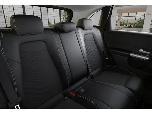 Mercedes-Benz B 220