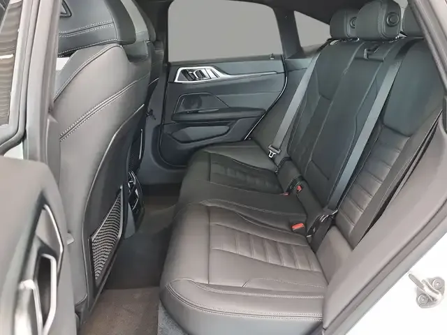 BMW 440