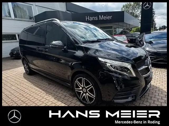 Mercedes-Benz V 220