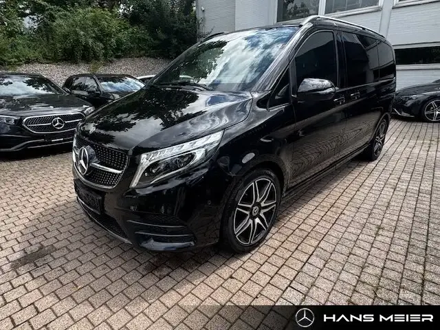 Mercedes-Benz V 220