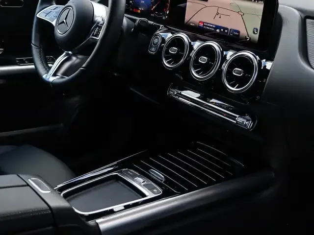 Mercedes-Benz GLA 180