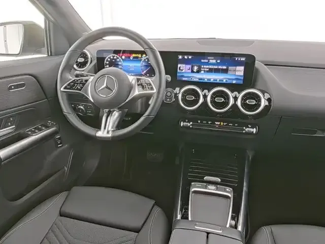 Mercedes-Benz GLA 180
