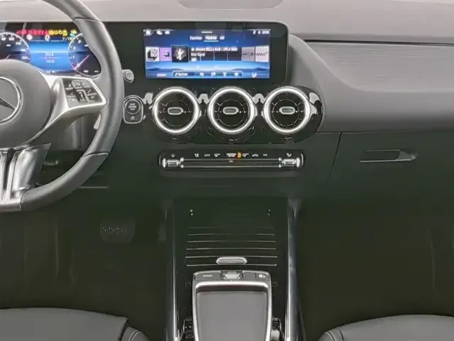 Mercedes-Benz GLA 180