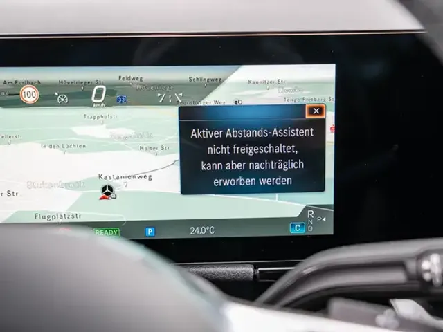 Mercedes-Benz EQA 300