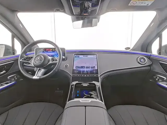 Mercedes-Benz EQE SUV