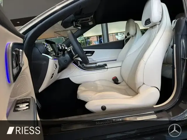 Mercedes-Benz CLE 200