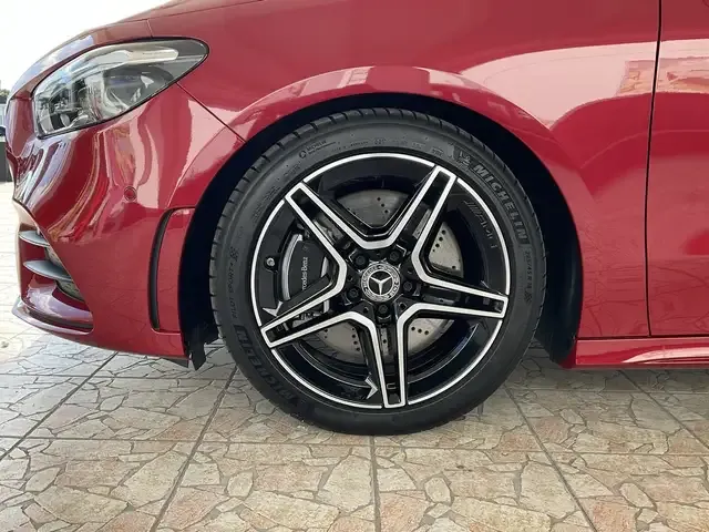 Mercedes-Benz B 250