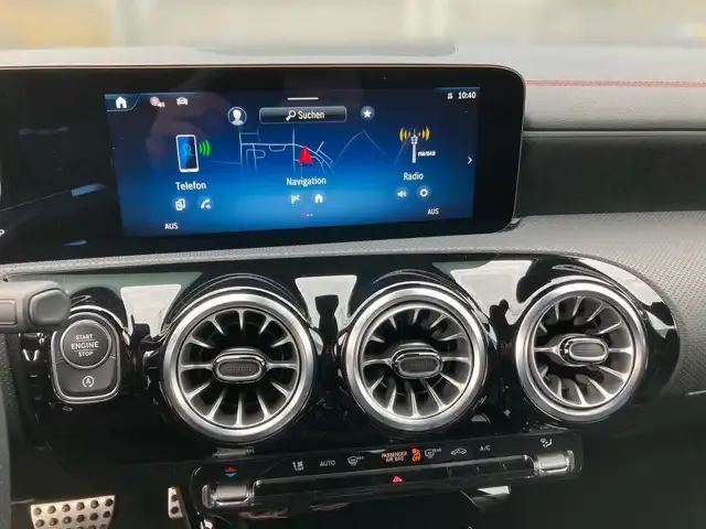 Mercedes-Benz CLA 220