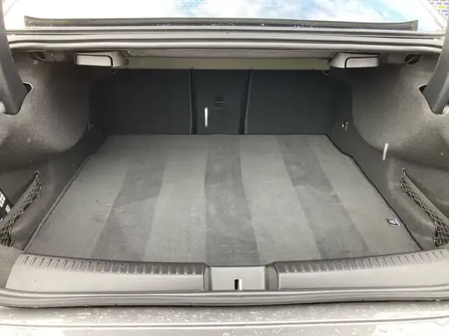 Mercedes-Benz CLA 220