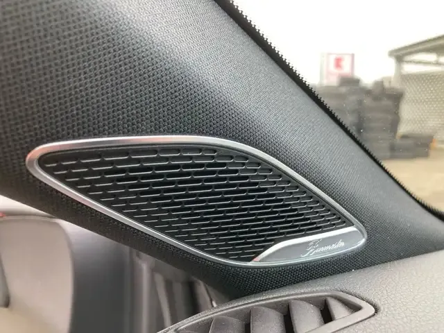 Mercedes-Benz CLA 220