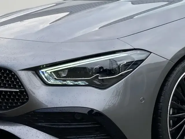 Mercedes-Benz CLA 220