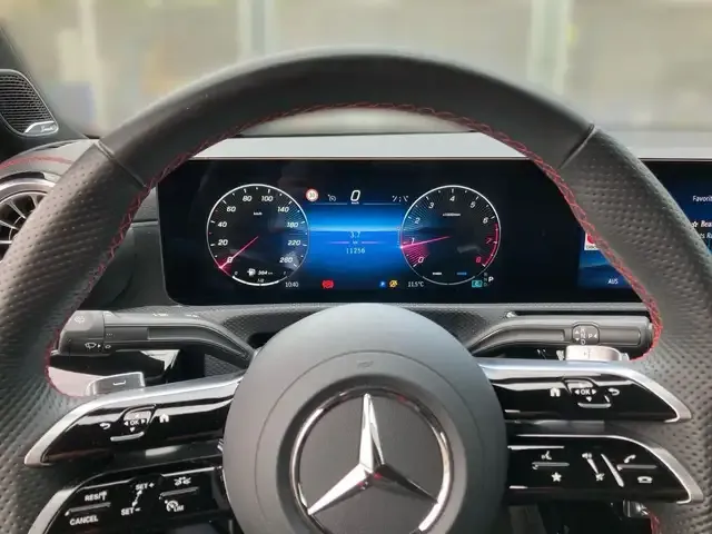 Mercedes-Benz CLA 220