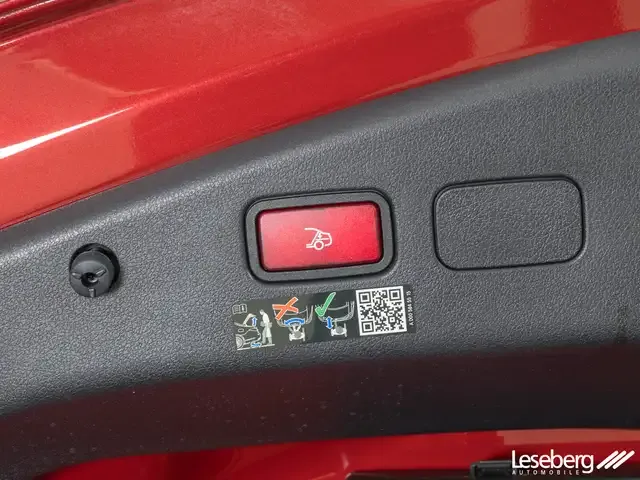 Mercedes-Benz CLE 300