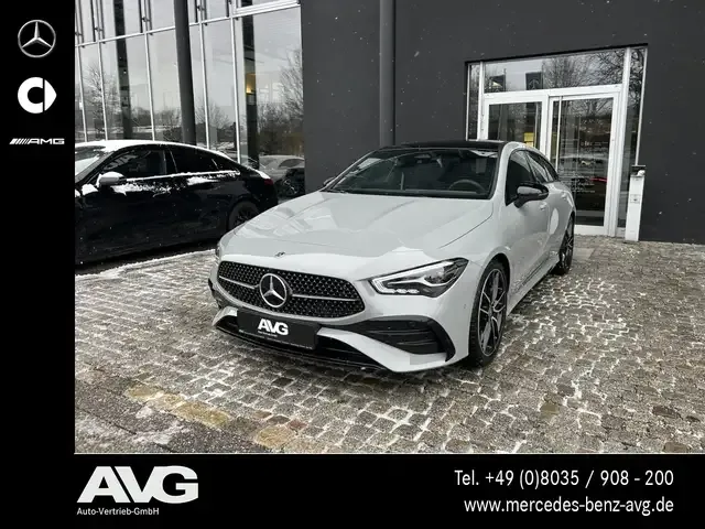 Mercedes-Benz CLA 200