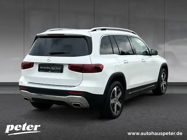 Mercedes-Benz GLB 200