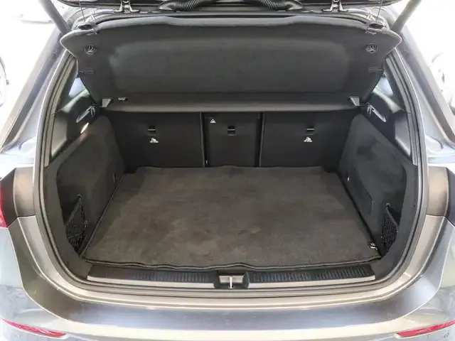 Mercedes-Benz B 220