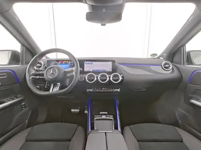 Mercedes-Benz B 220