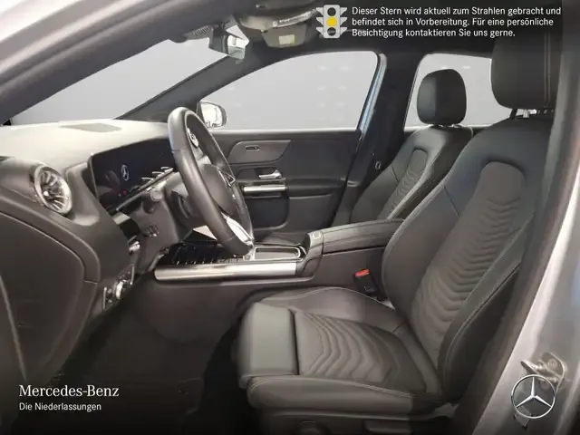 Mercedes-Benz EQA 300