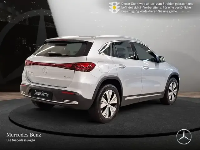 Mercedes-Benz EQA 300