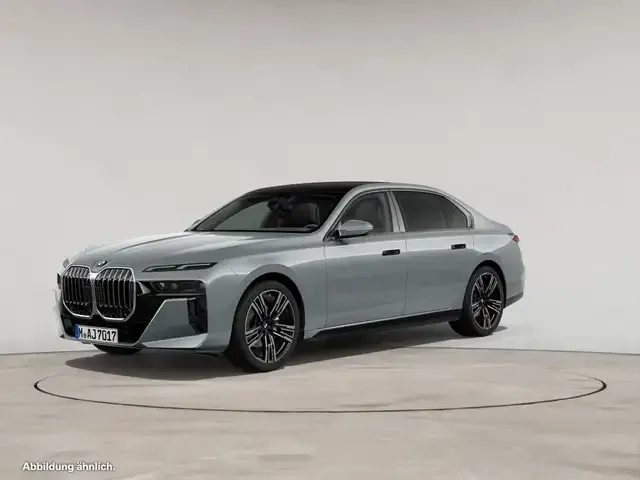 BMW 740