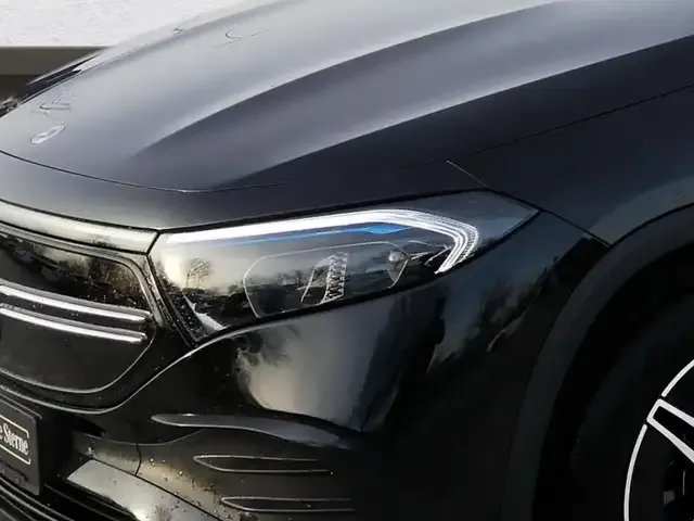 Mercedes-Benz EQA 250