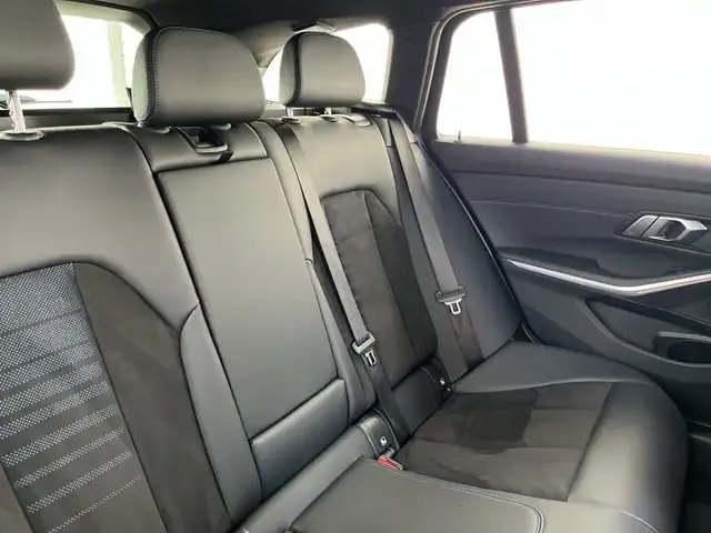 BMW 340