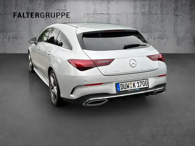 Mercedes-Benz CLA 200