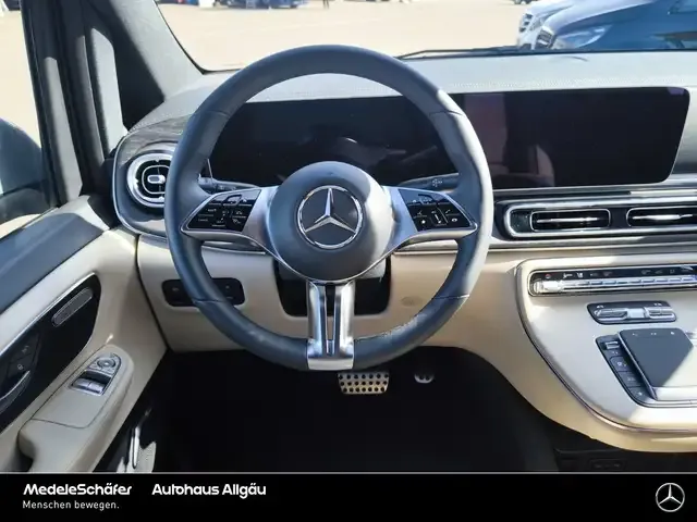 Mercedes-Benz V 250