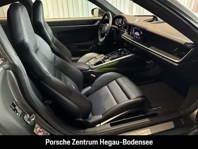 Porsche 992