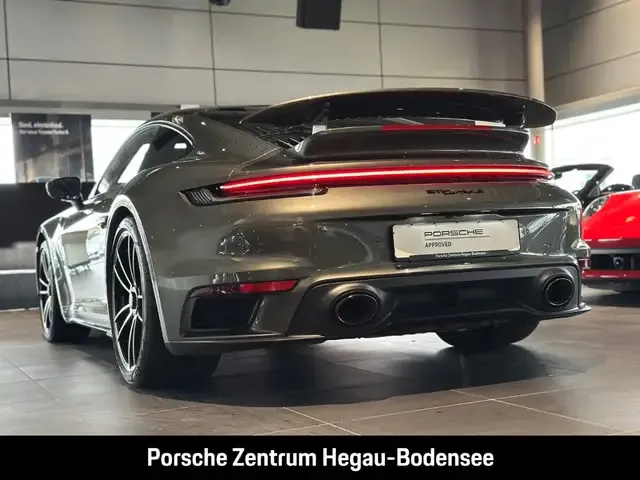 Porsche 992