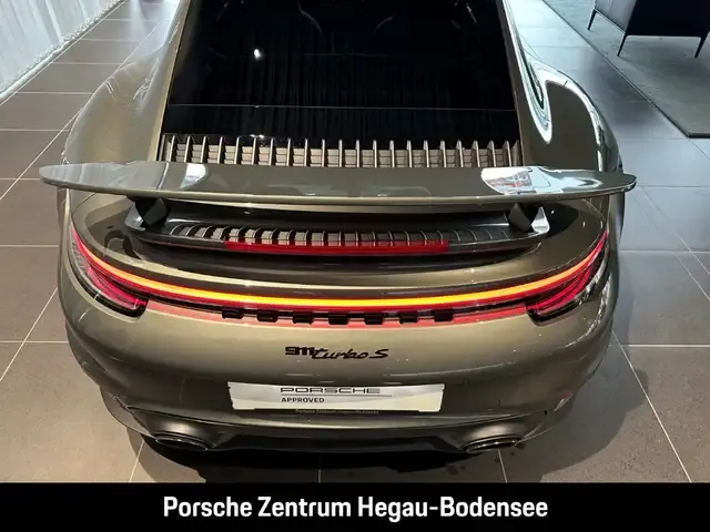 Porsche 992