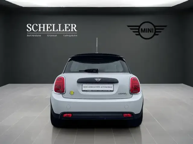 MINI Cooper SE