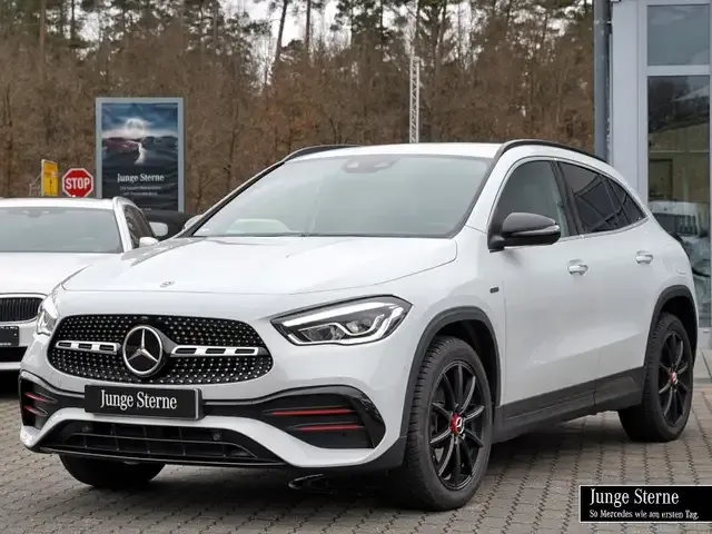 Mercedes-Benz GLA 250