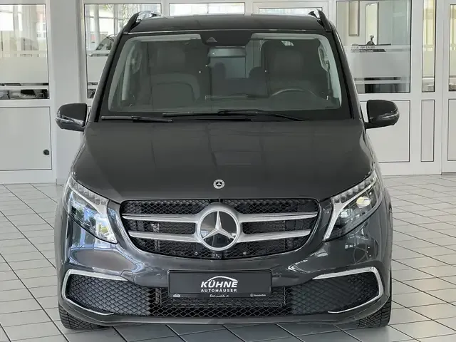 Mercedes-Benz V 250