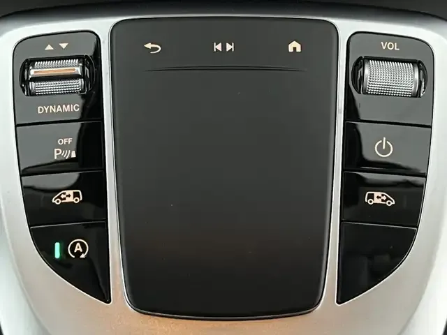 Mercedes-Benz V 250