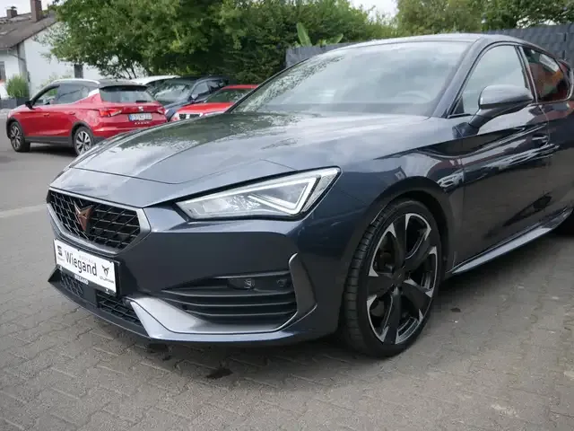 CUPRA Leon