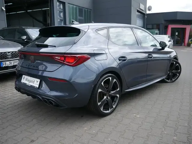 CUPRA Leon