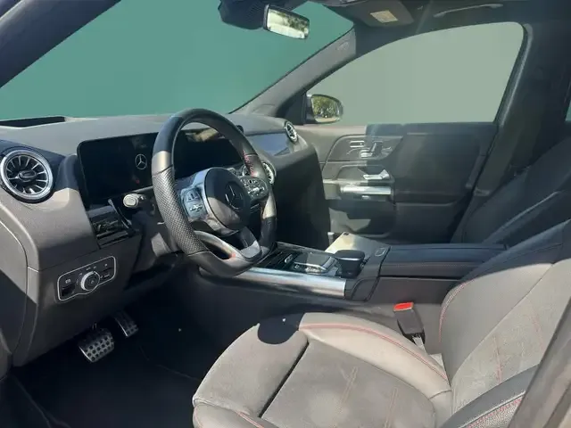 Mercedes-Benz GLA 35 AMG
