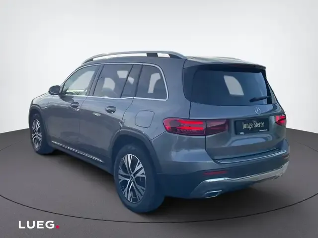 Mercedes-Benz GLB 180