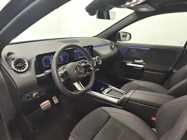 Mercedes-Benz GLA 180