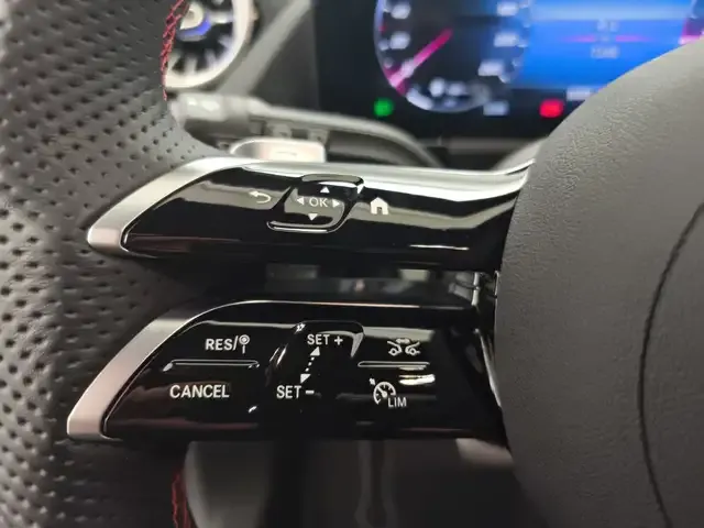 Mercedes-Benz GLA 180