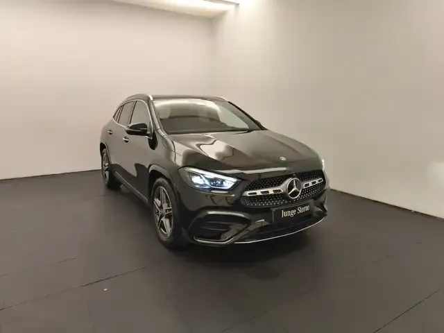 Mercedes-Benz GLA 180