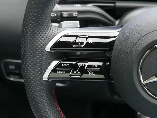 Mercedes-Benz GLA 180