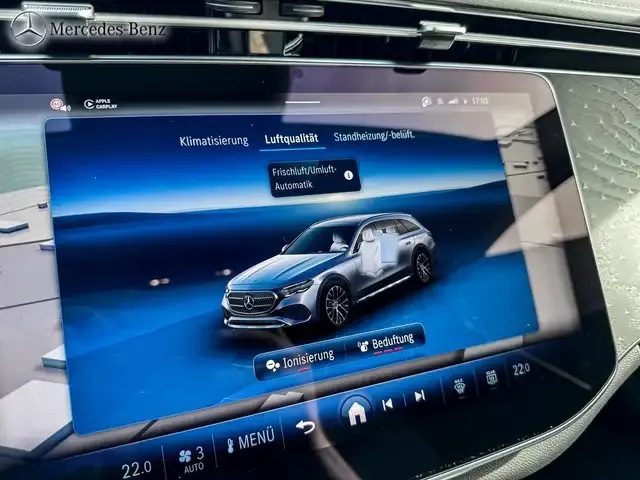 Mercedes-Benz E 220