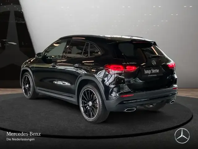 Mercedes-Benz GLA 250