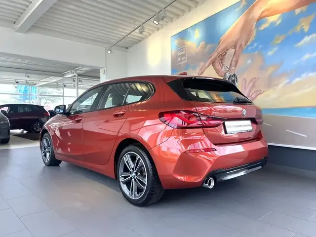 BMW 118