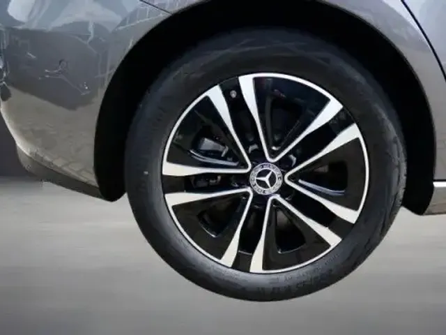 Mercedes-Benz B 250