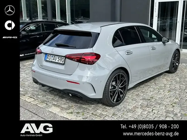 Mercedes-Benz A 200