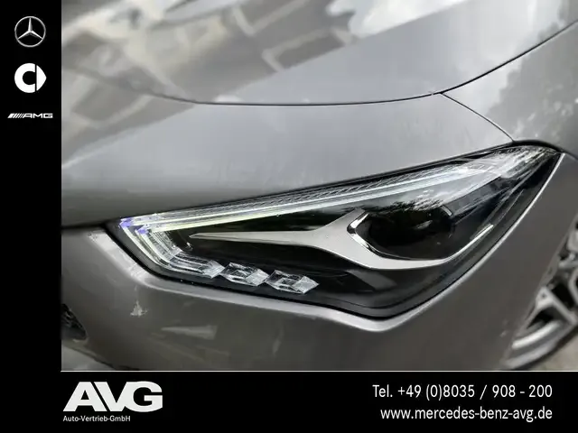 Mercedes-Benz CLA 250