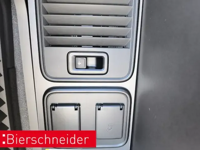 Volkswagen T7 California